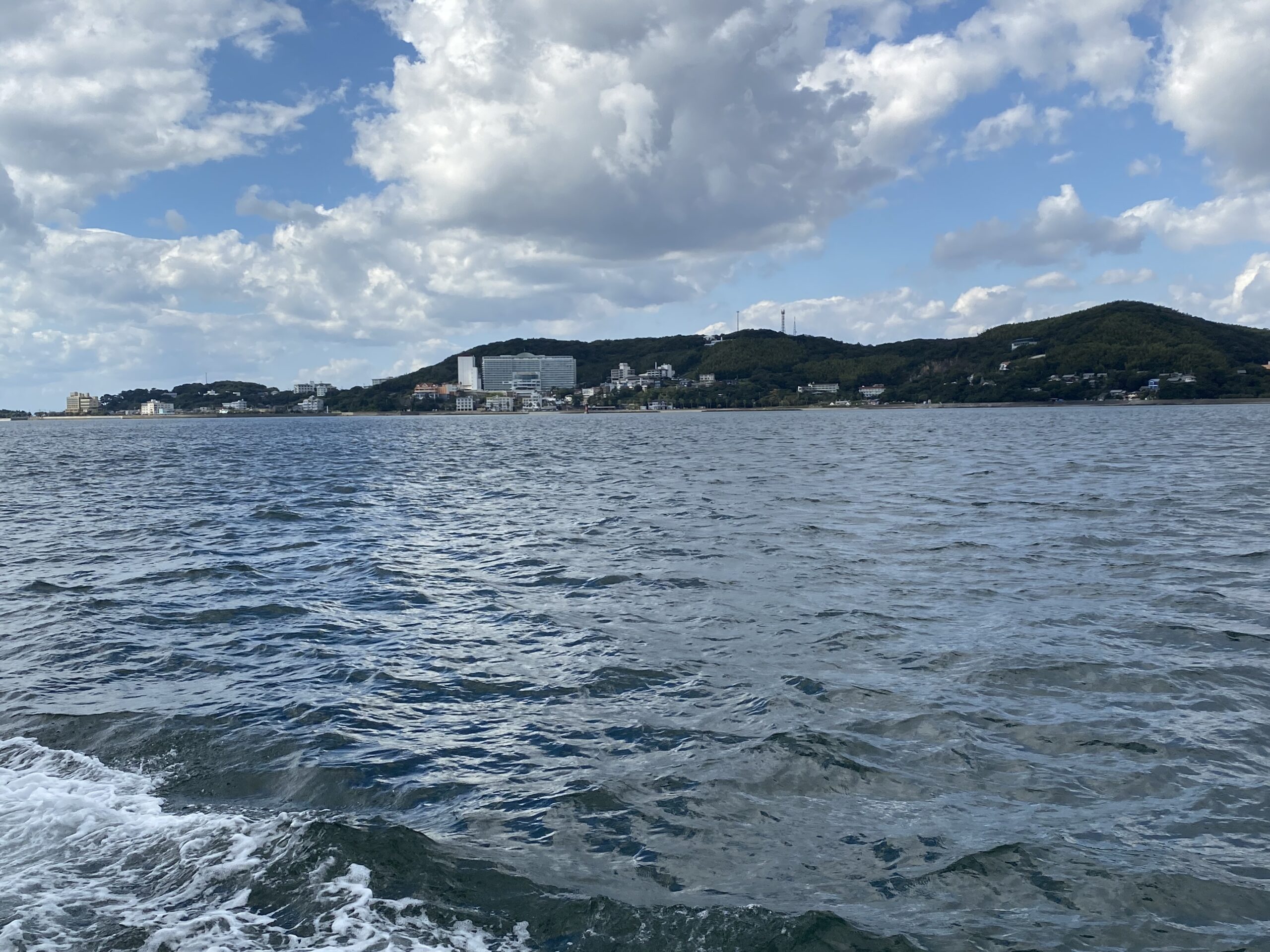 波静かな三河湾